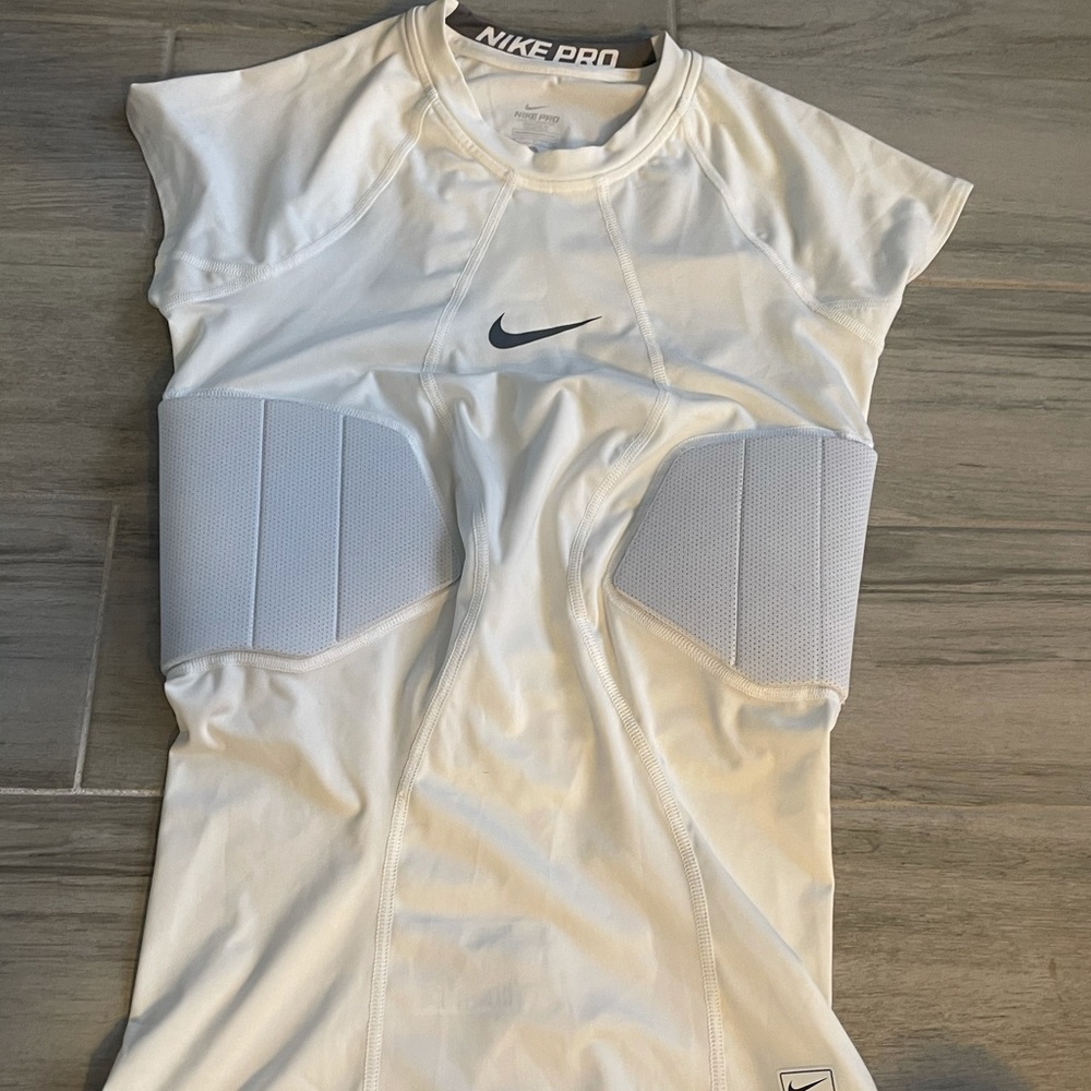 Nike compression tank with pads
